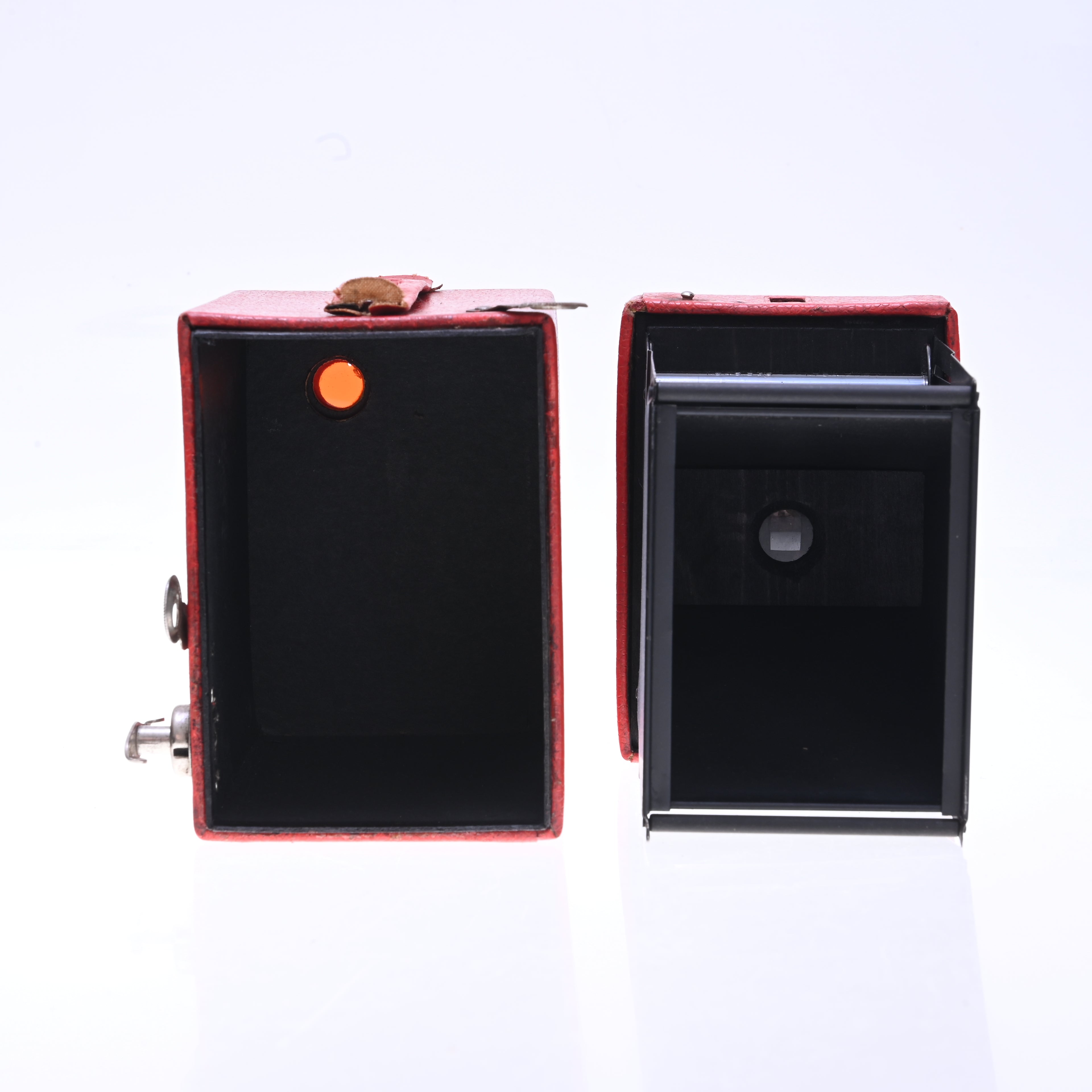 Kodak Rainbow No. 2 Hawk-Eye Model C 120 Film Box Camera Bright Red