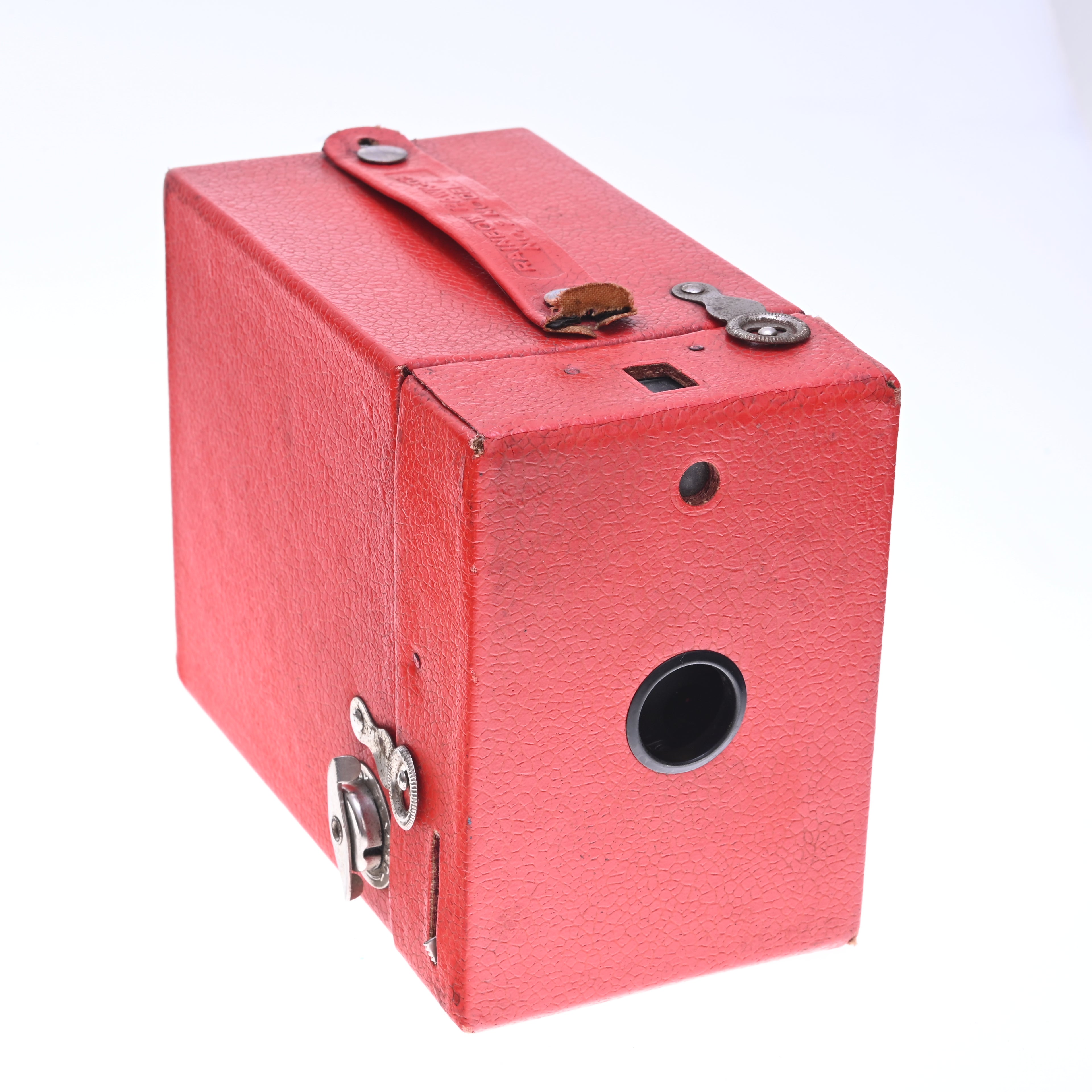 Kodak Rainbow No. 2 Hawk-Eye Model C 120 Film Box Camera Bright Red